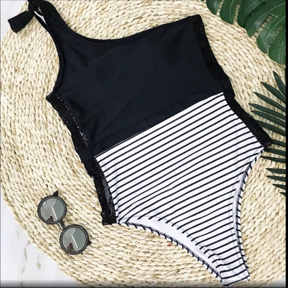 Off Shoulder Swimsuit One Piece - Picture 3 of 7